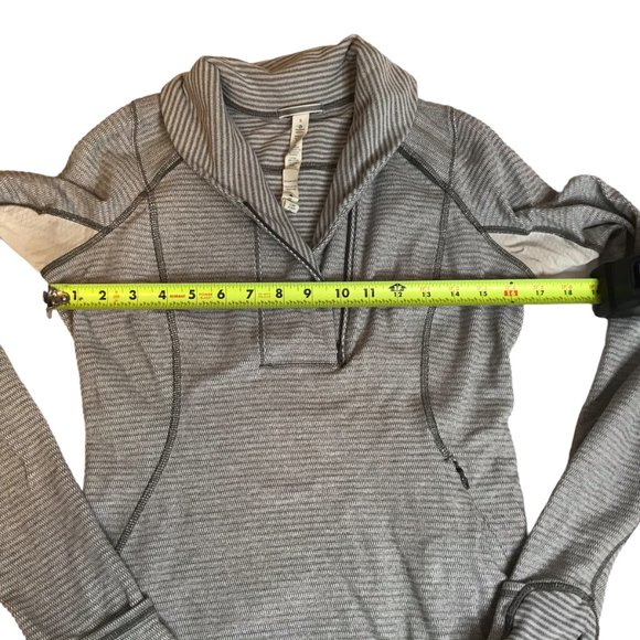Lululemon Rulu Tonka Stripe Gray Pullover Fast Track, Size Women's 6. - Picture 10 of 14